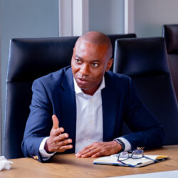 Standard-Chartered-Bank-CEO_6