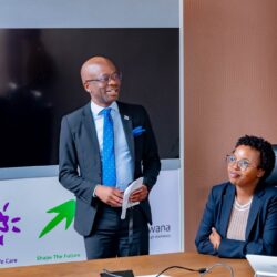 DTCB-hosts-De-Beers2